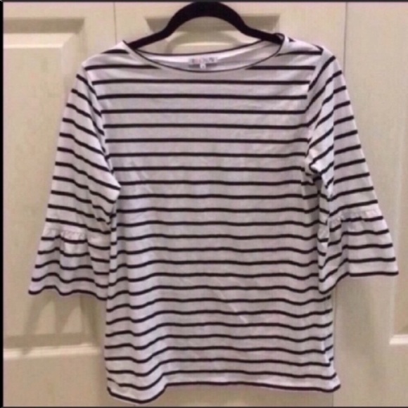 *NEW* Bell Sleeve Top - Picture 1 of 4